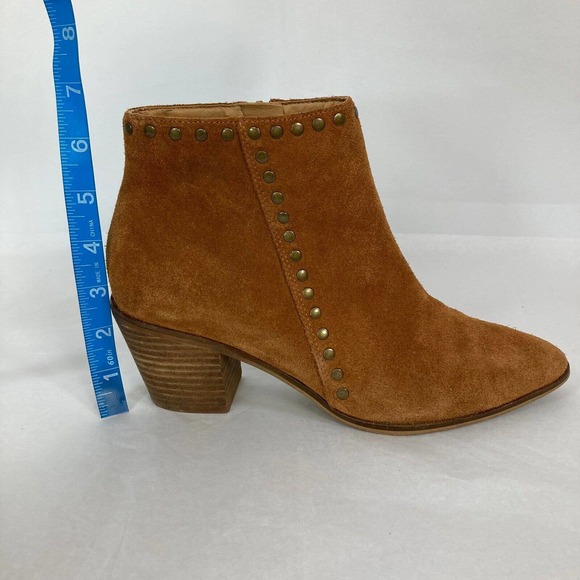 Lucky Brand Boots Womens Sz 7.5 Linnea Tan Suede Leather Gold Studded Heel Ankle - Picture 9 of 11